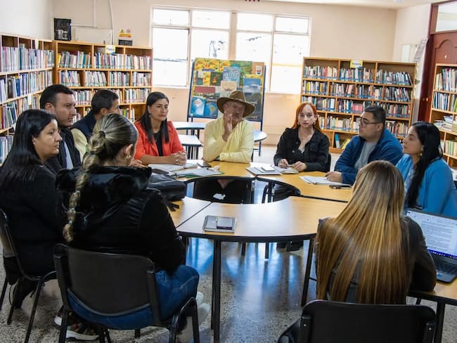 Consejo de gobierno municipal de Manzanares en la declaratoria de emergencia. Foto suministrada.
