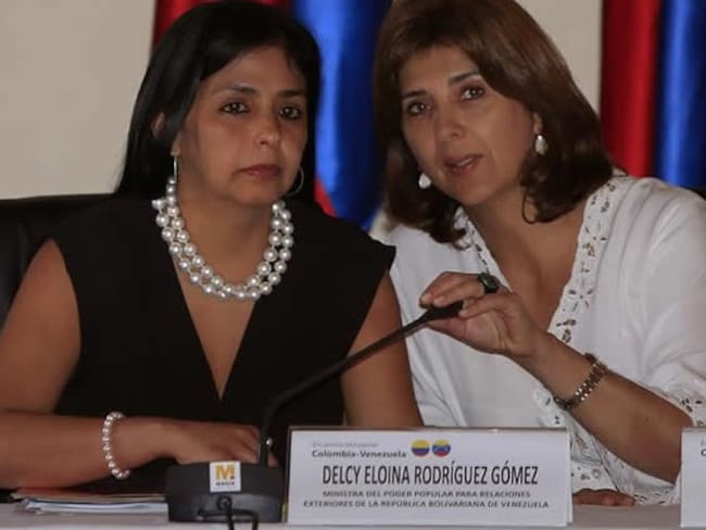 “Ella es muy difícil, tiene un temperamento fuerte”: María Ángela Holguín sobre Delcy Rodríguez