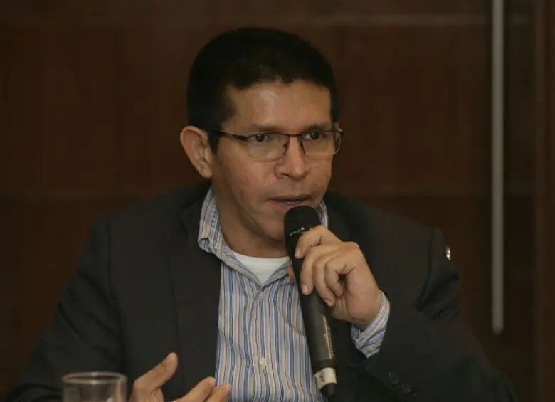 Dennos Silva, vocero de pacientes en Colombia