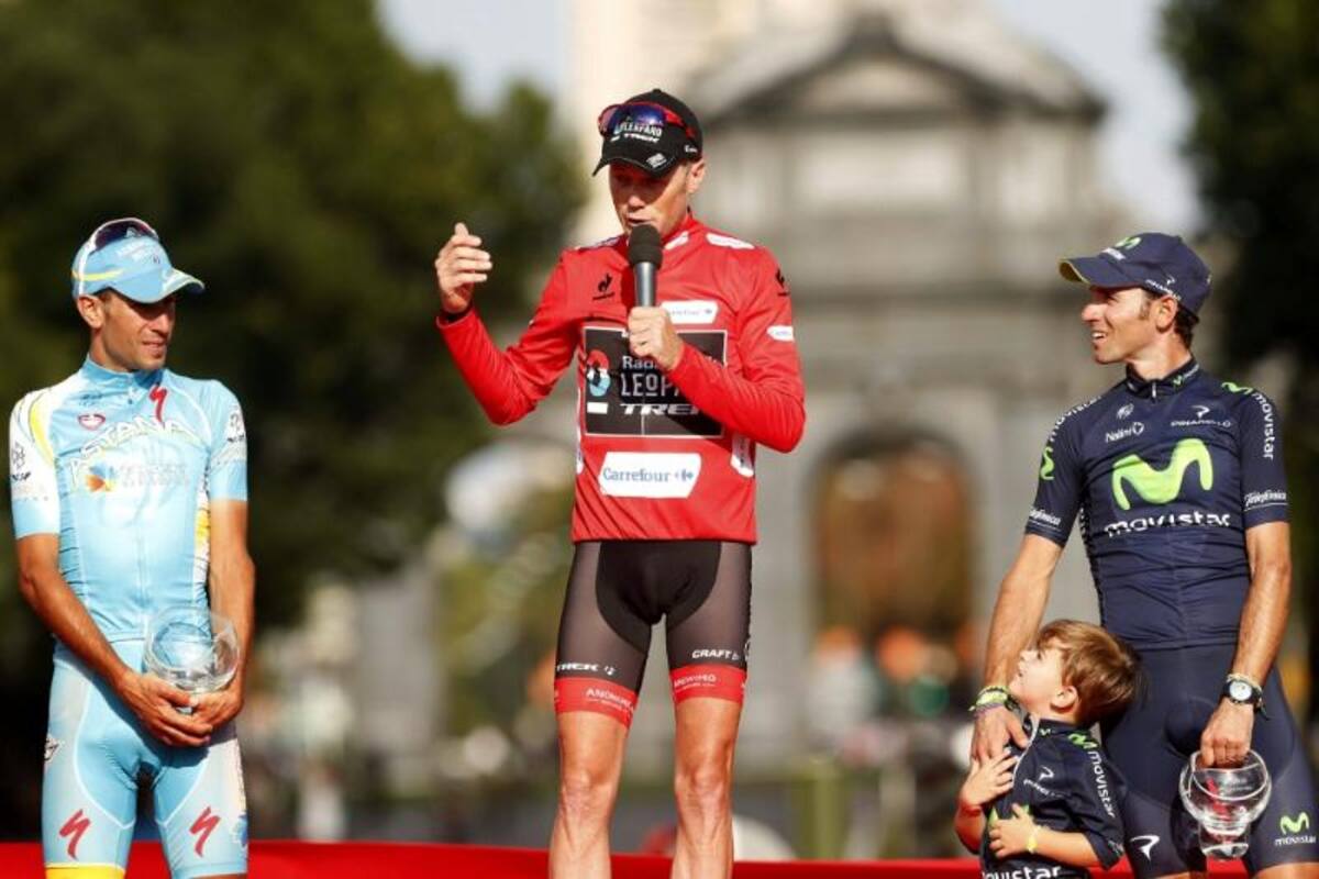 El estadounidense hizo realidad su sueño rojo en Cibeles, donde a sus casi 42 años levantó los brazos como vencedor de la Vuelta 2013.
