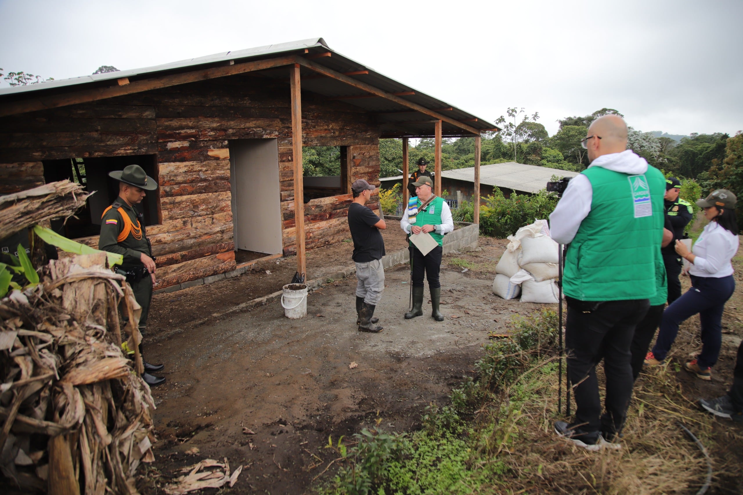 Operativos de la Corporación Autónoma de Risaralda en la reserva Barbas - Bremen