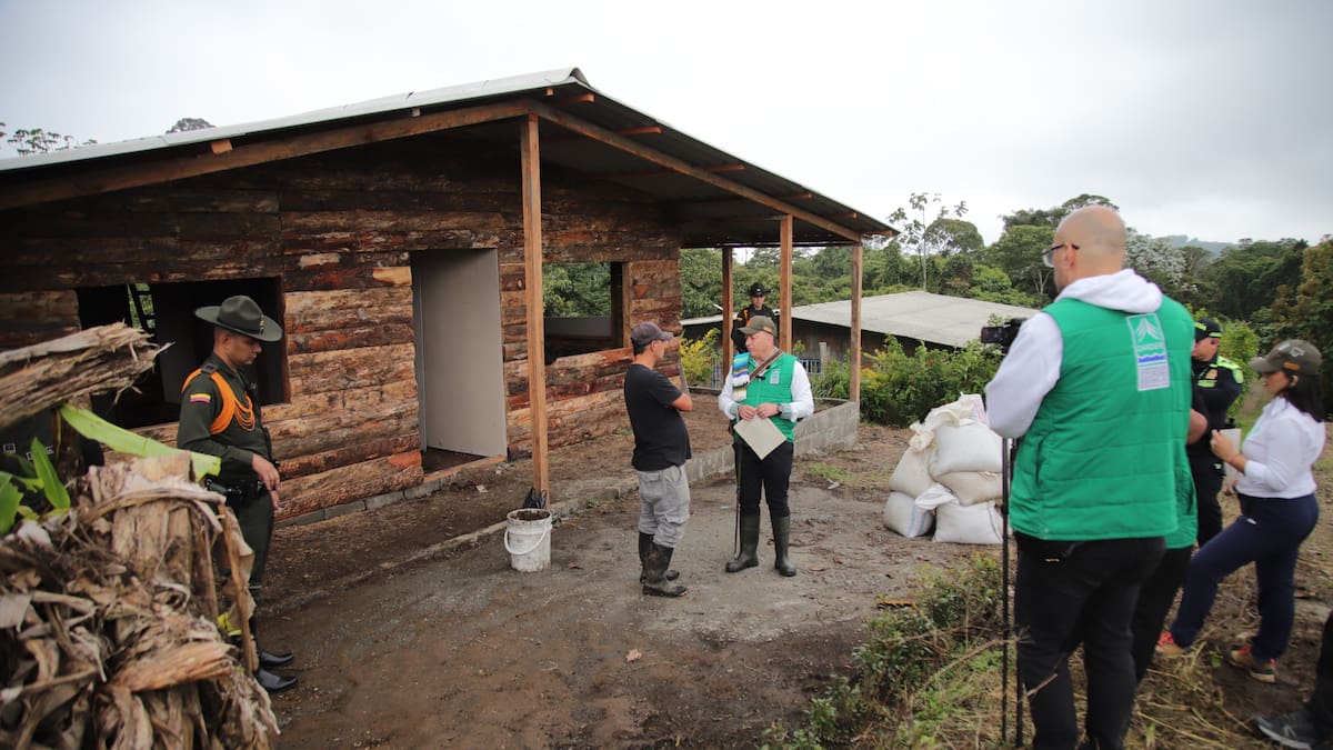 Serán demolidas construcciones ilegales en el área protegida Barbas–Bremen en Pereira