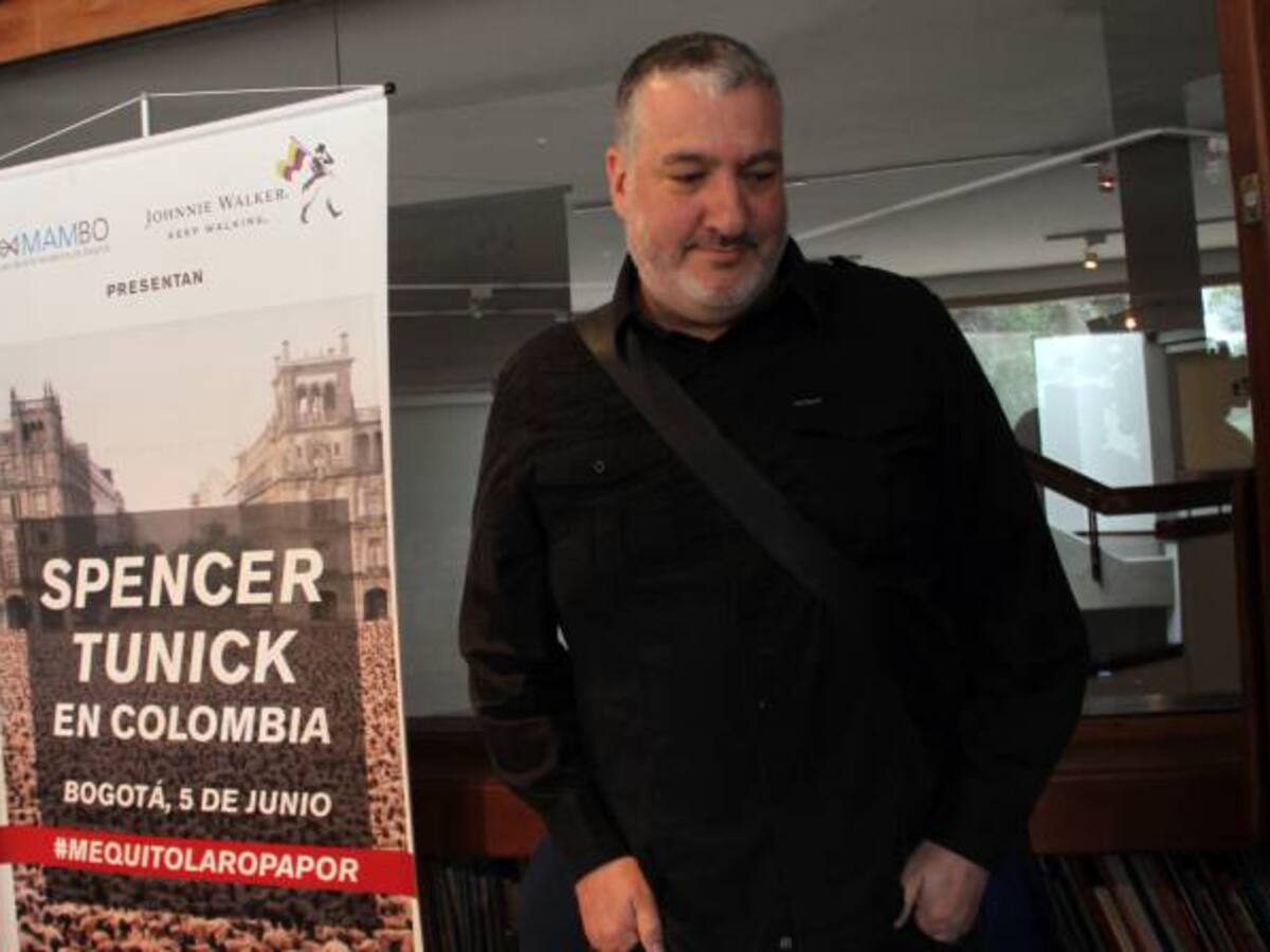 4.000 personas se desnudaron frente a instituciones del poder en Bogotá