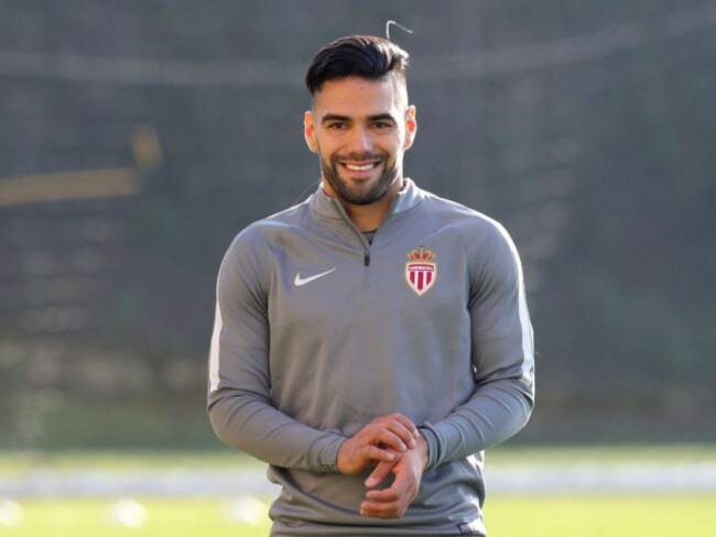 Falcao sufre lesión muscular y no estará ante el Bordeaux