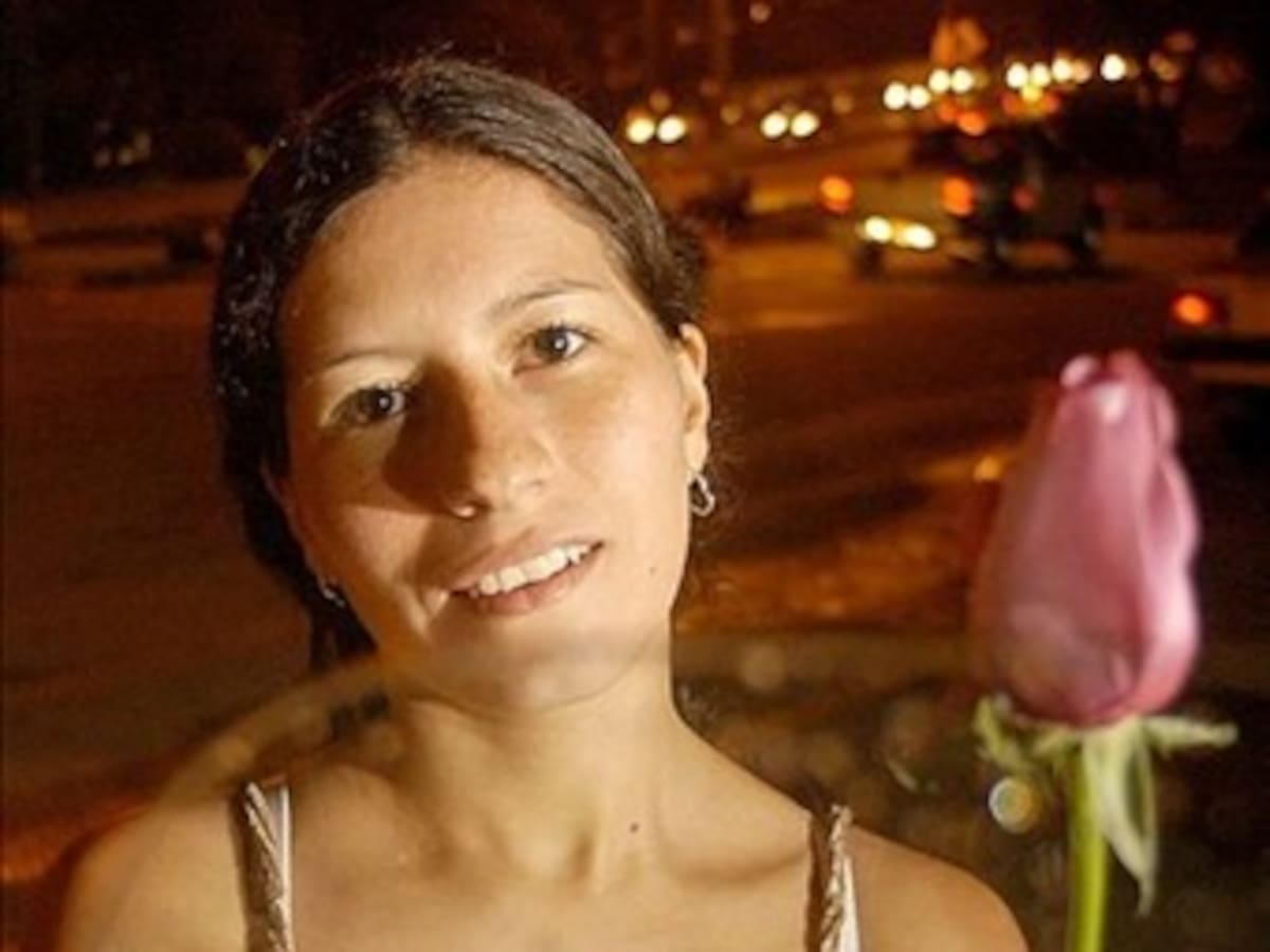 Lady Tabares, la “vendedora de rosas”, sale hoy de prisión