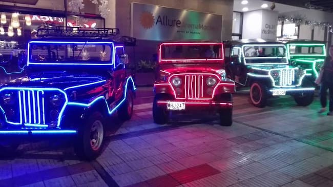 El Jeep Tour navideño estará hasta el 8 de enero con sus recorridos en Armenia y Quindío