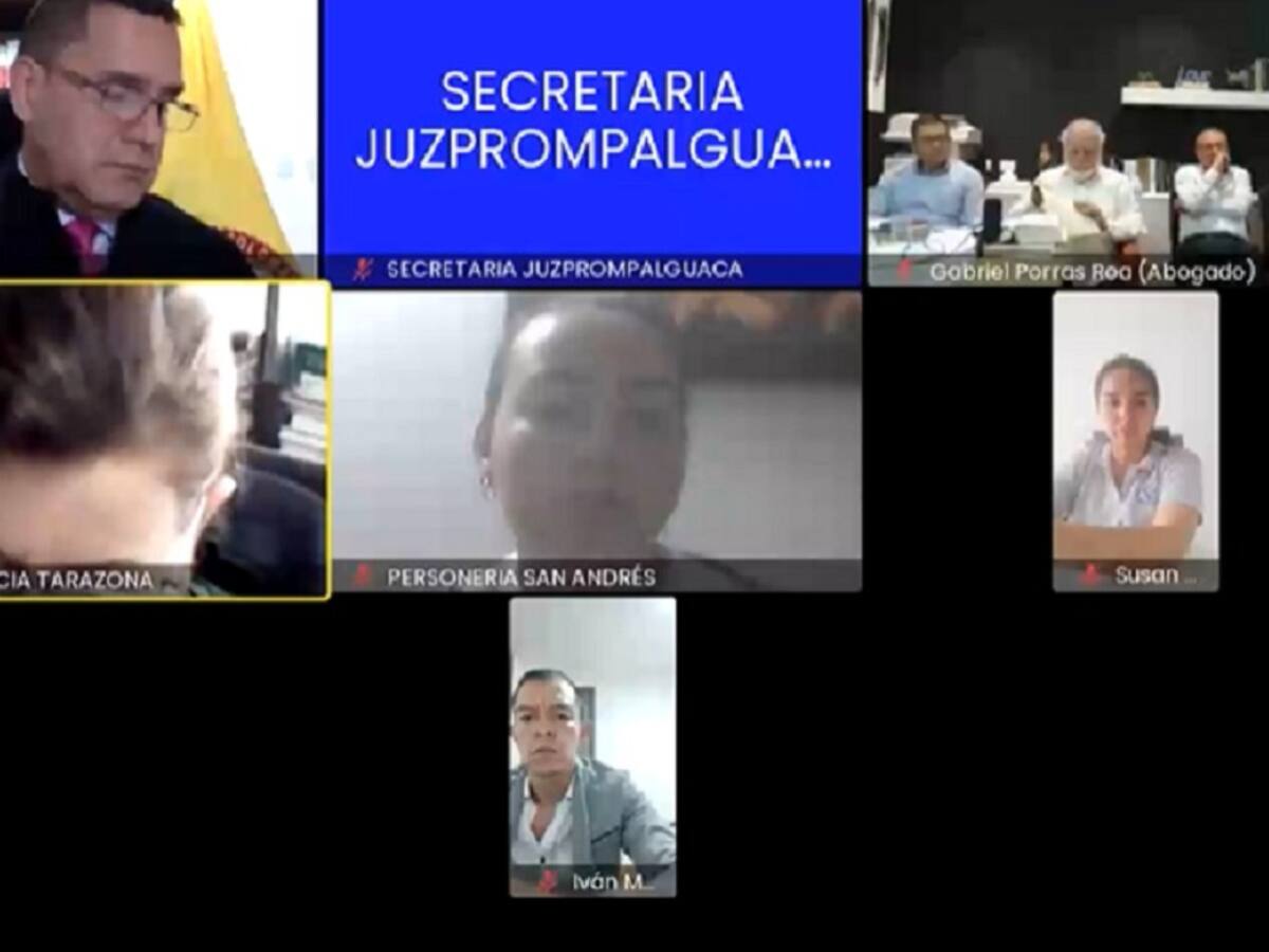 Fiscalía:“Contrataron transporte escolar con buses viejos para pagar favores políticos”