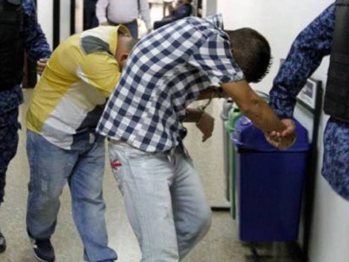 Justicia por mano propia: ladrones fueron golpeados y desnudados al sur de Bogotá
