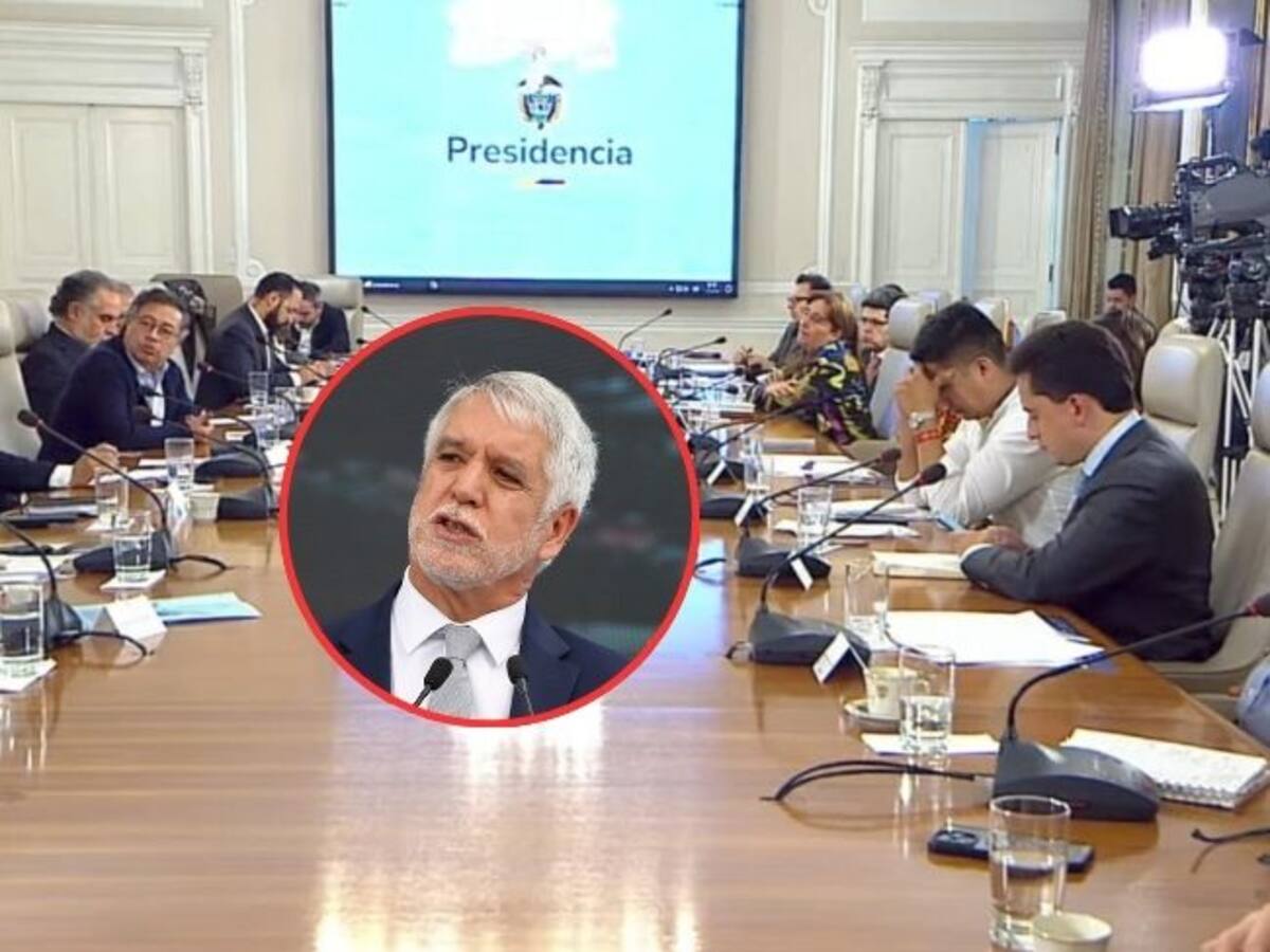 ¡Parecen payasos! Increíble que después del Consejo, la gente siga apoyando a Petro: Peñalosa