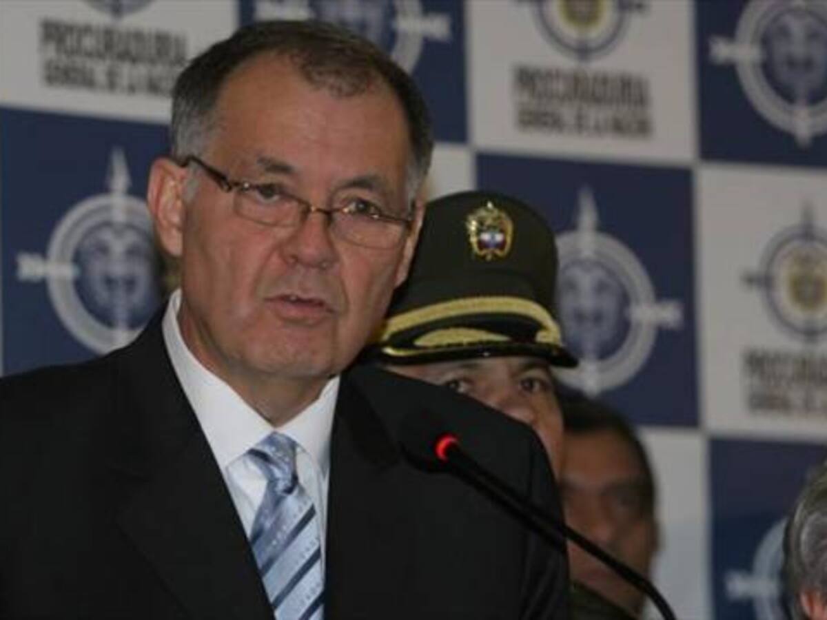 Procurador respalda al presidente Santos en decisión sobre proceso de paz