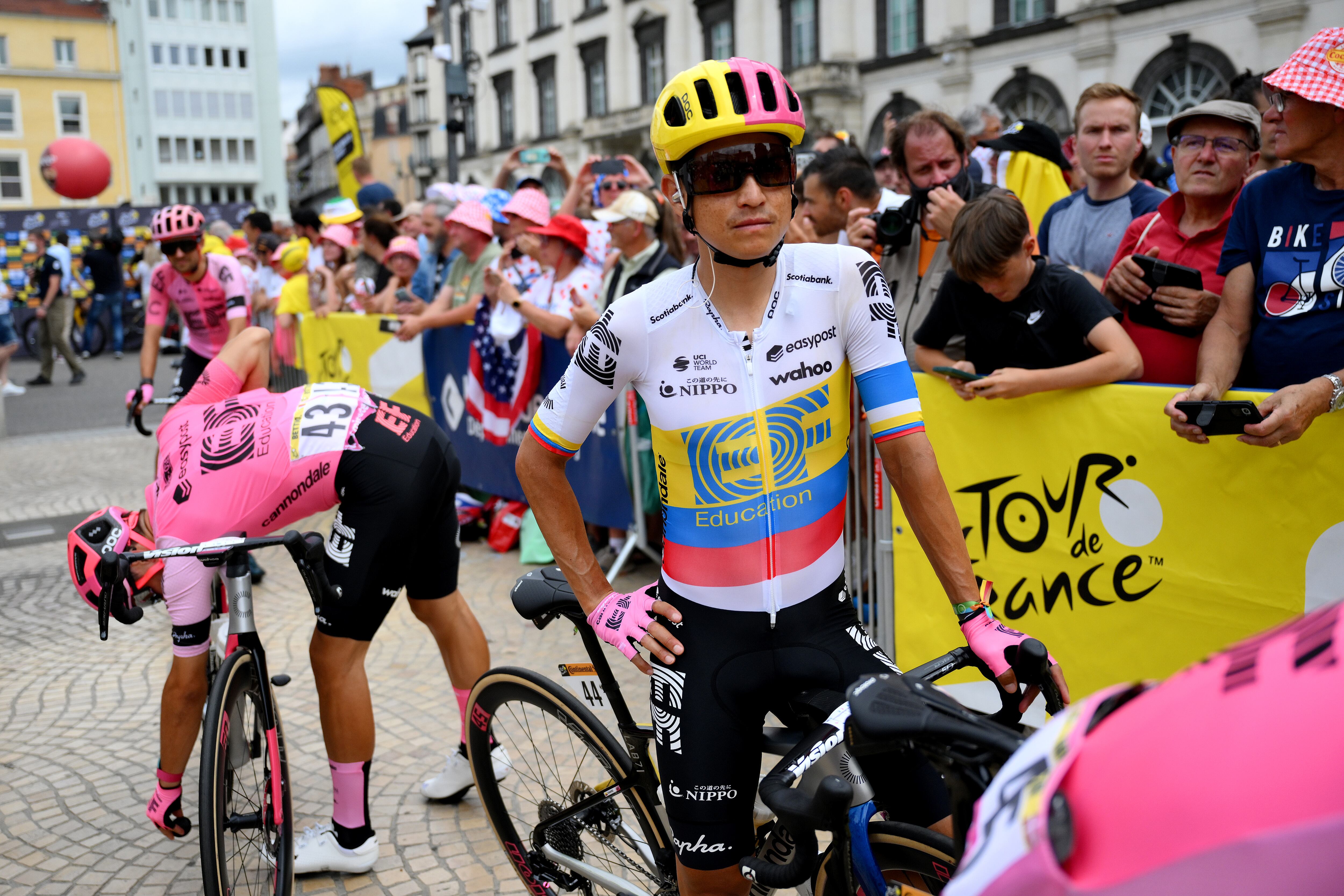 Esteban Chaves, pedalista colombiano del EF Education (Photo by David Ramos/Getty Images)