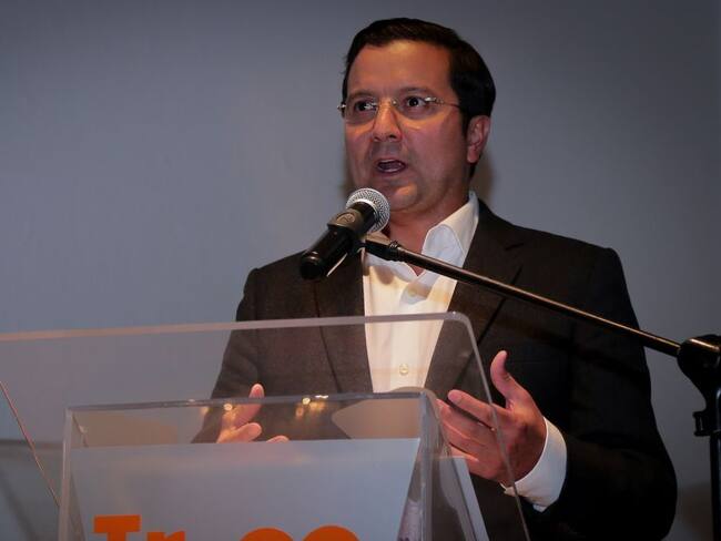 Exministro de tecnología arremete contra el Gobierno por salida de Uber