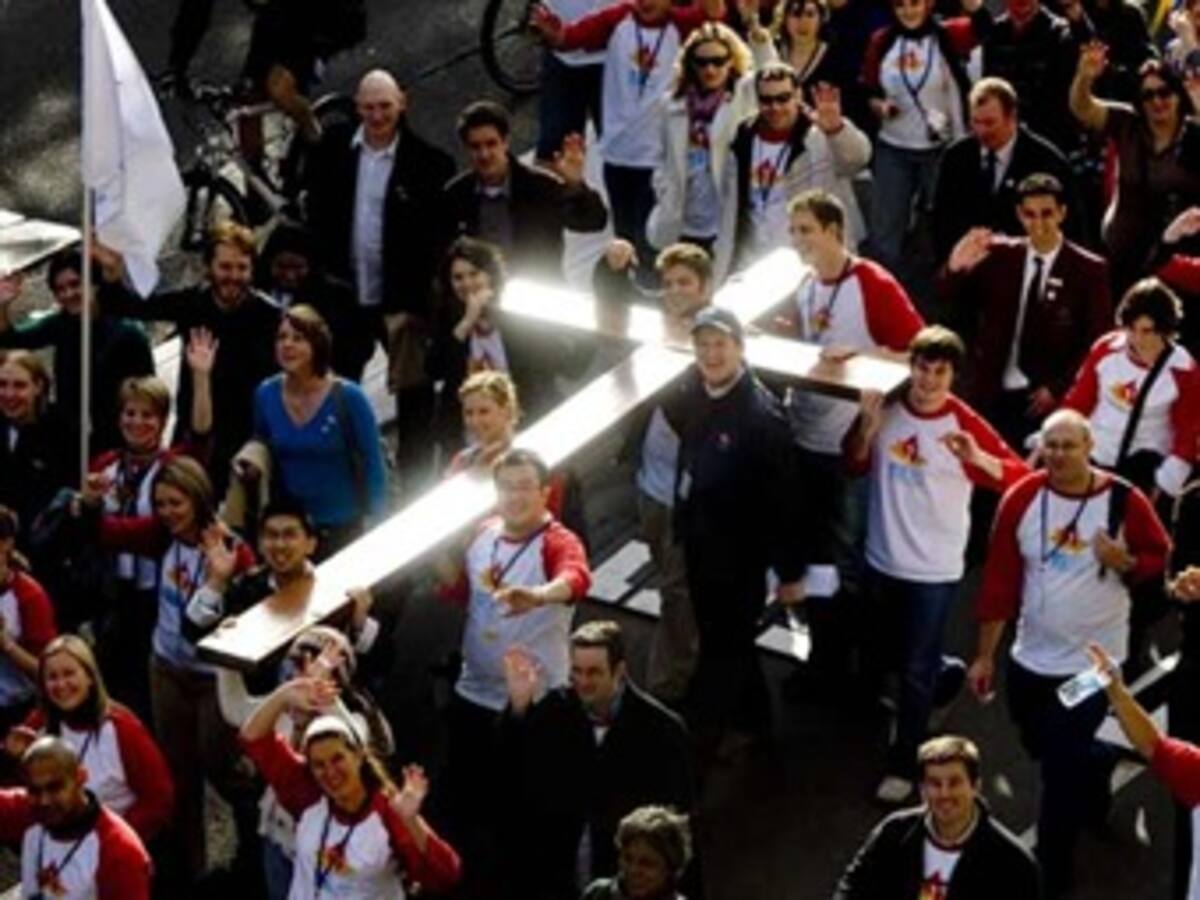 Ocho mil jóvenes españoles recogerán en el Vaticano la Cruz de la Juventud