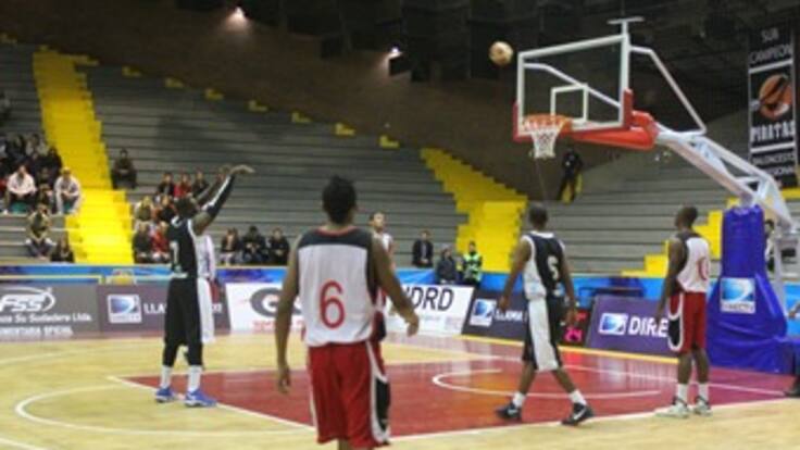 Cayó Águilas de Tunja, y ahora comparte el liderato con Academia, Búcaros y Piratas