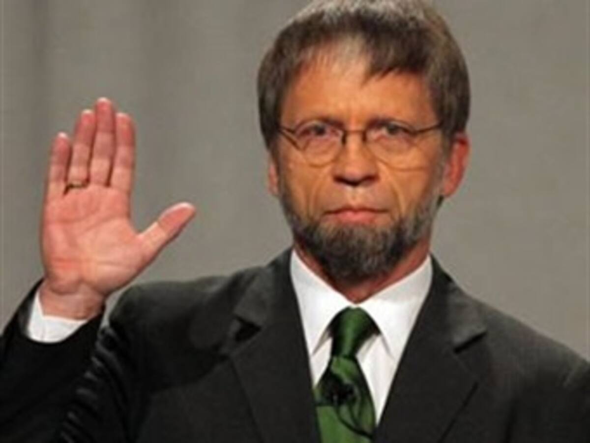 Consejo Electoral deja en firme candidatura de Antanas Mockus