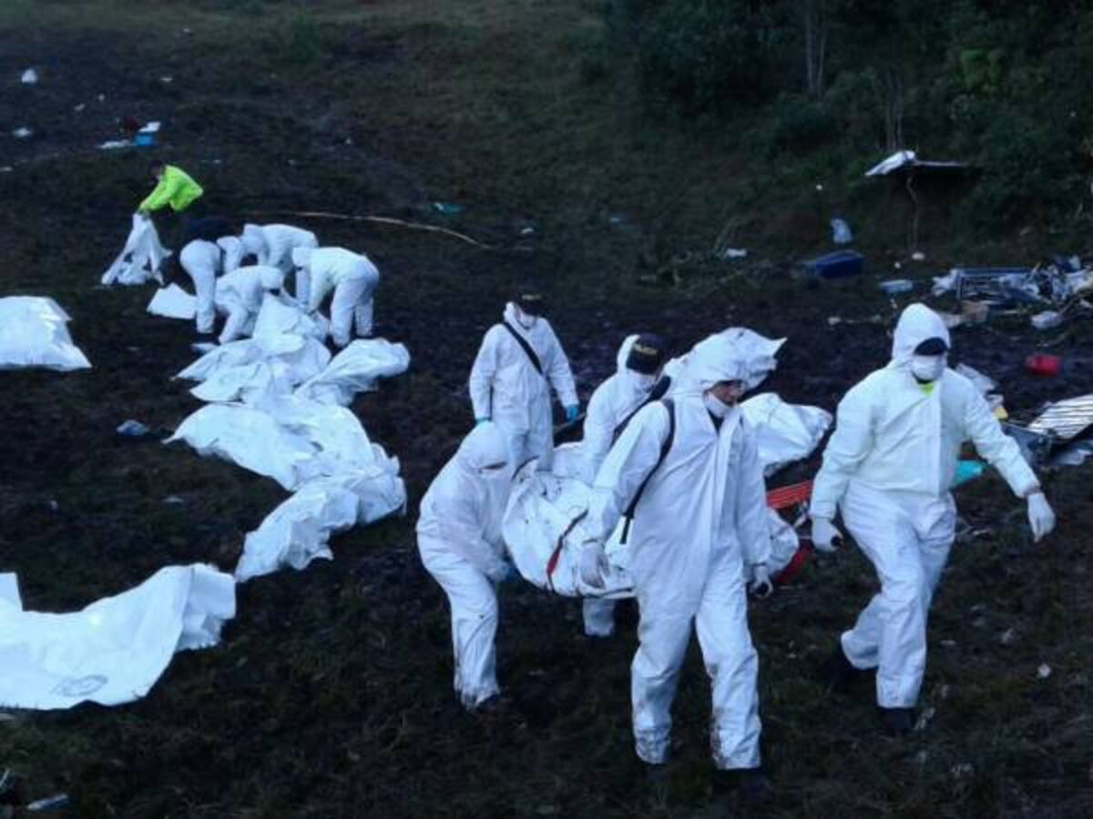 En dos o tres días se conocería la identidad de las víctimas del accidente aéreo