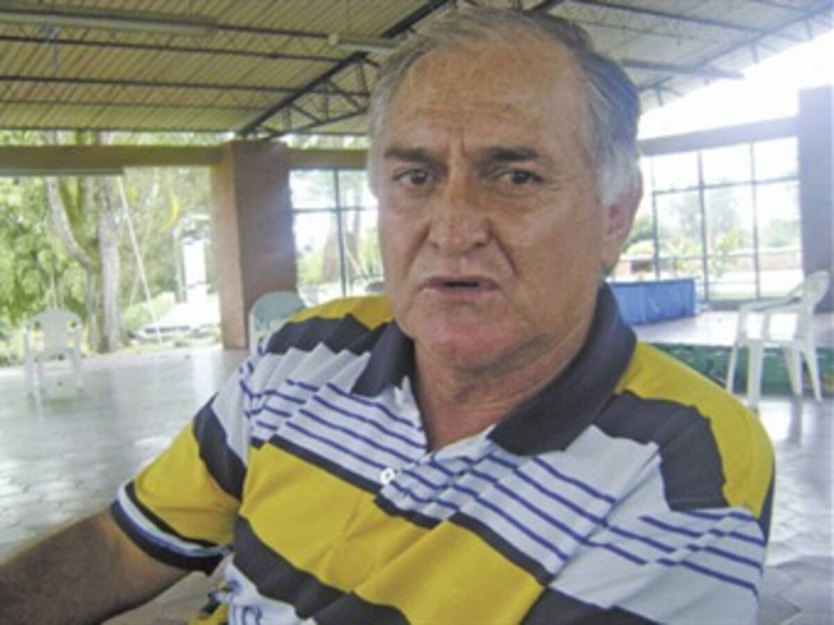 El técnico Fernando “el Pecoso” Castro: Es verdad, estamos en diálogos con Itagüí