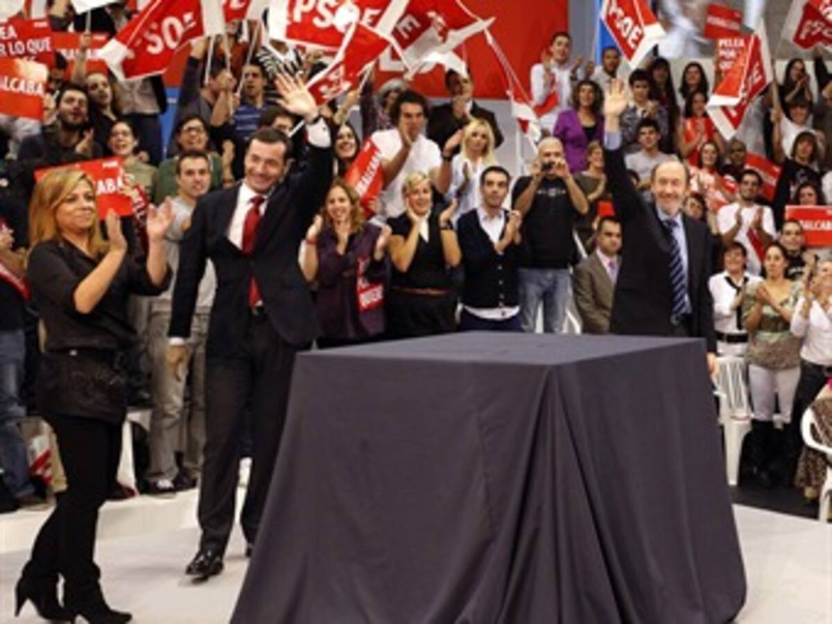 España abre la campaña electoral para el 20 de noviembre con la crisis como protagonista