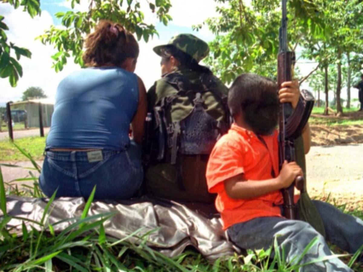 Disidencias de las Farc están reclutando menores de edad: general Alberto Mejía