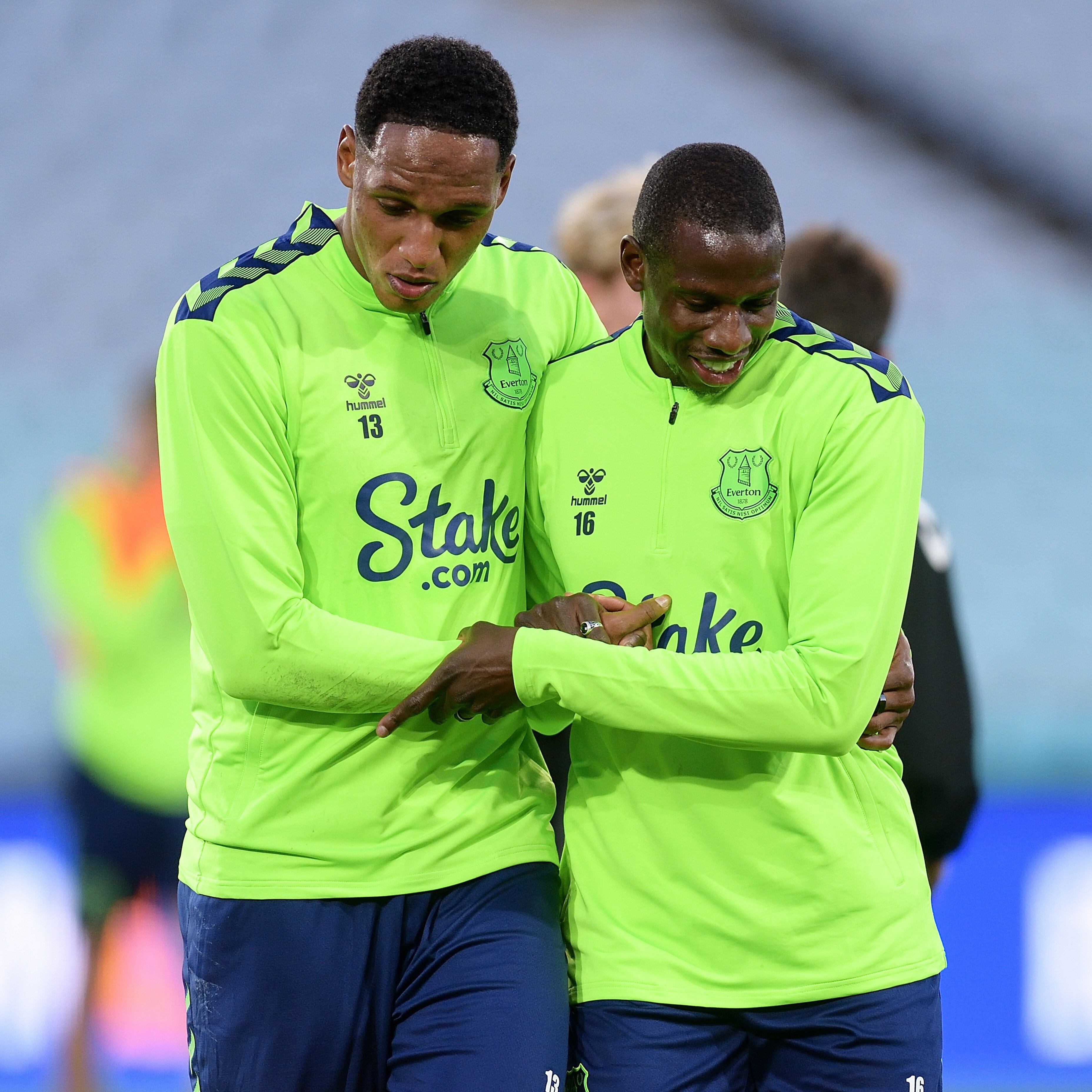Yerry Mina previo a su juego ante el Celtic en Australia / @Everton