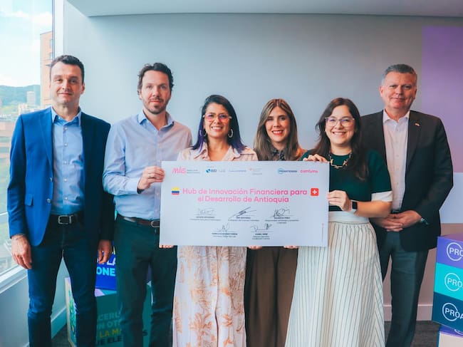 Creación del Hub de Innovación Financiera para el Desarrollo Social y Económico. Cortesía: Hub de Innovación Financiera.