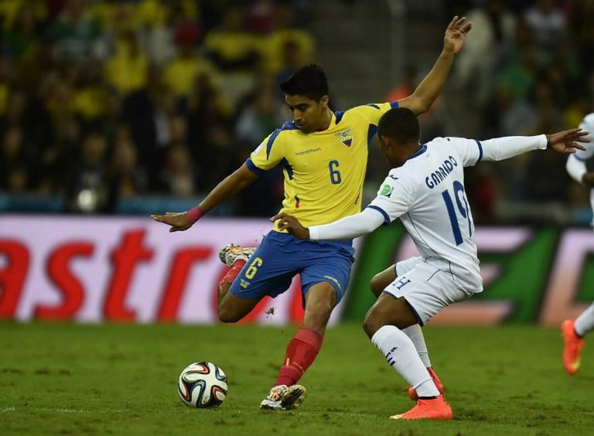 Los goles ecuatorianos los anotaron Enner Valencia (2) y Carlo Costly anotó para los "catrachos".