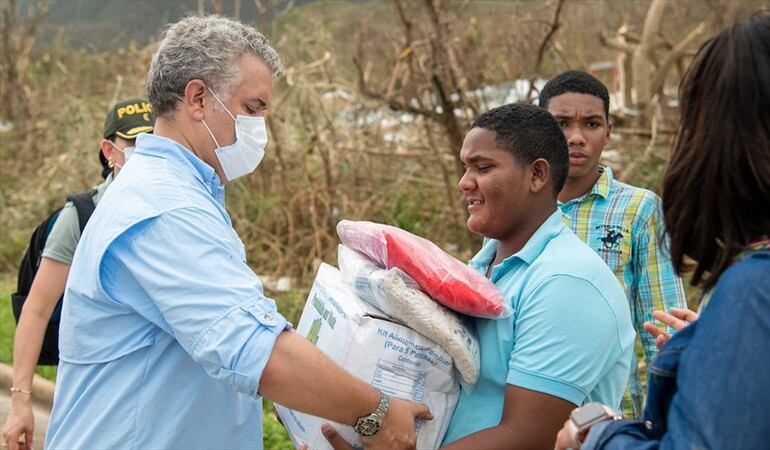 En medio de tantas promesas, ¿usted qué espera?. Foto: Colprensa / PRESIDENCIA