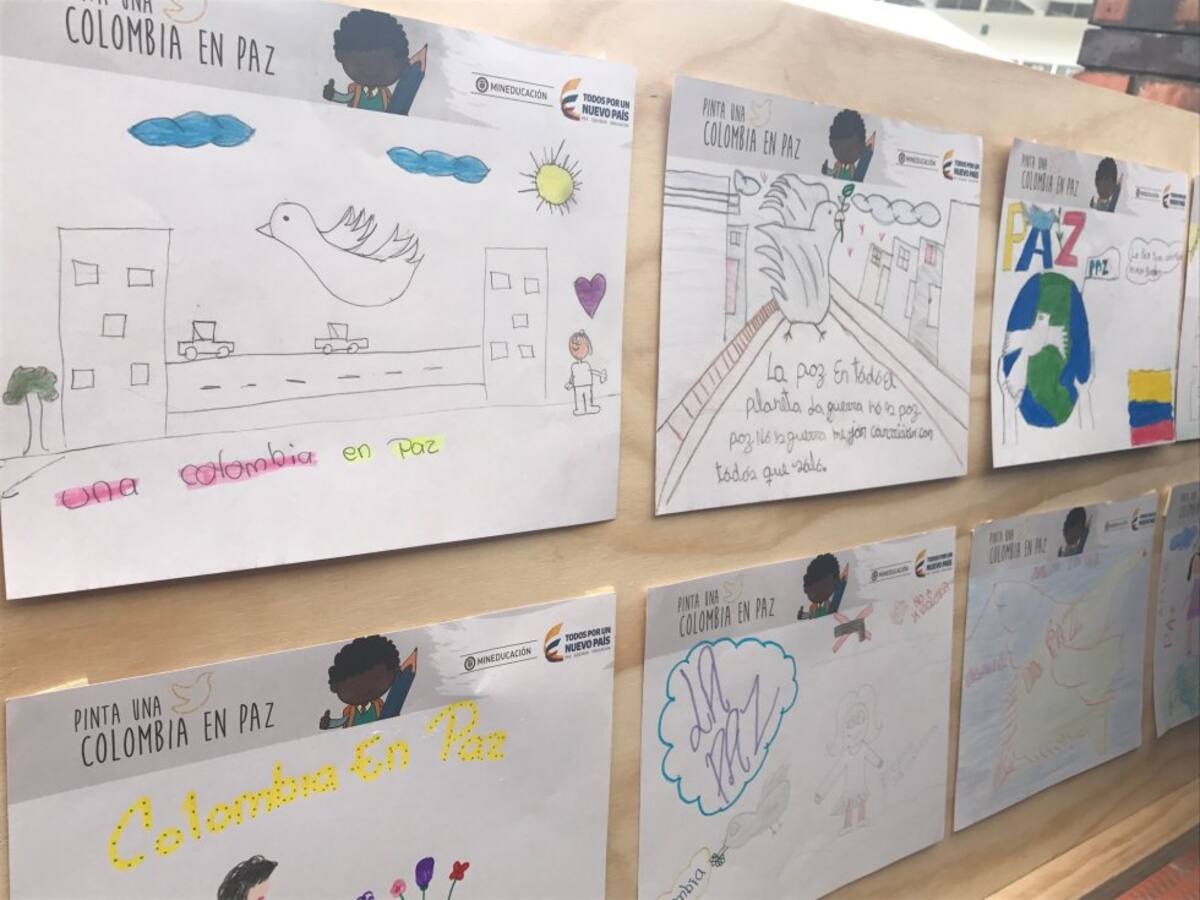 Fueron 15 niños entre los 2 y los 16 años de colegios oficiales del país quienes ganaron el concurso plasmando su visión del país en el posconflicto.