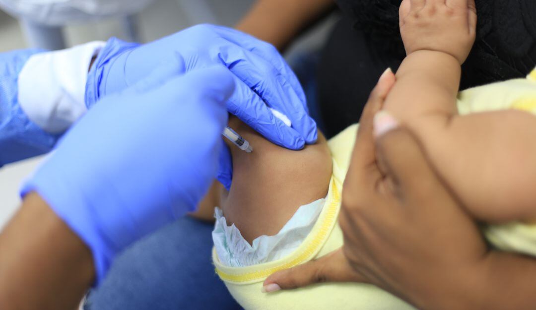 Durante la jornada se aplicaron 21 vacunas del esquema nacional en los puestos de salud de cada municipio.