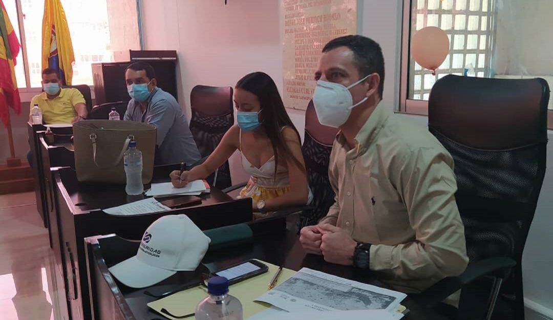 En la reunión participó el director Pedro Rodelo, ediles de esa localidad y el comandante del Distrito de Policía 2, Mayor Ronaldo Bray