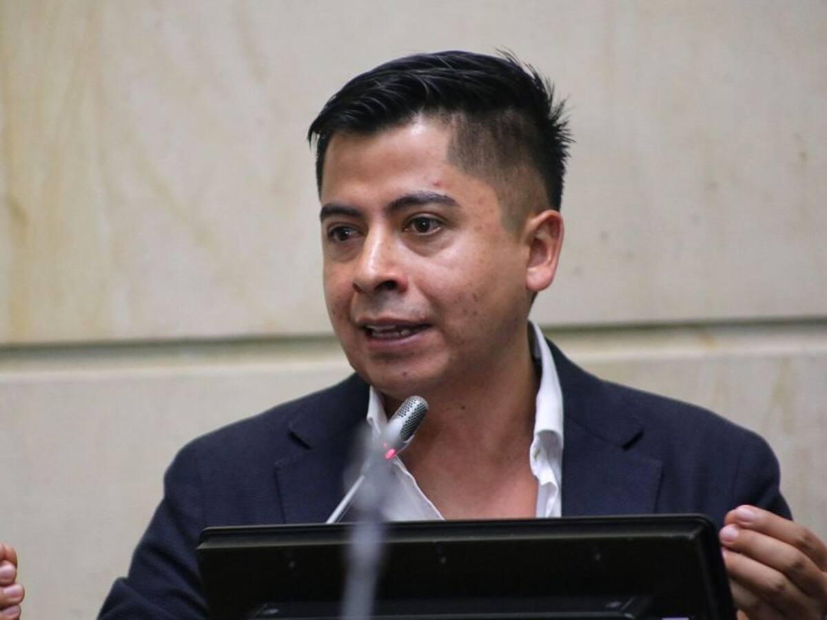 Ariel Ávila sobre acercamientos con disidencias: “No hablaremos de curules"