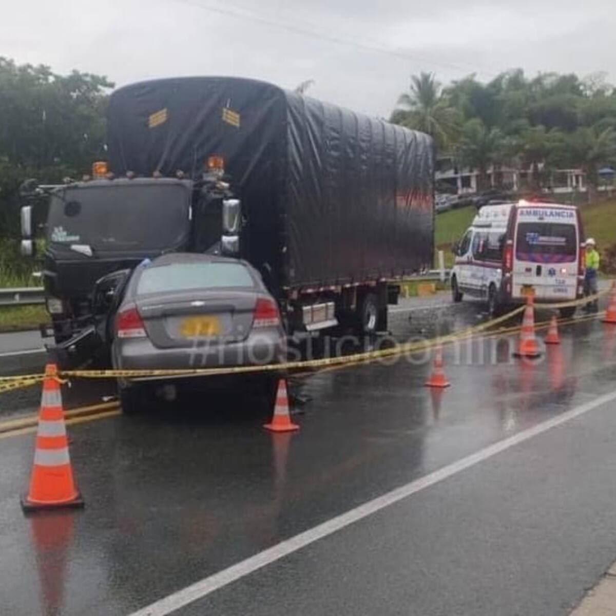Un accidente en la vía Manizales - Medellín deja a dos personas muertas