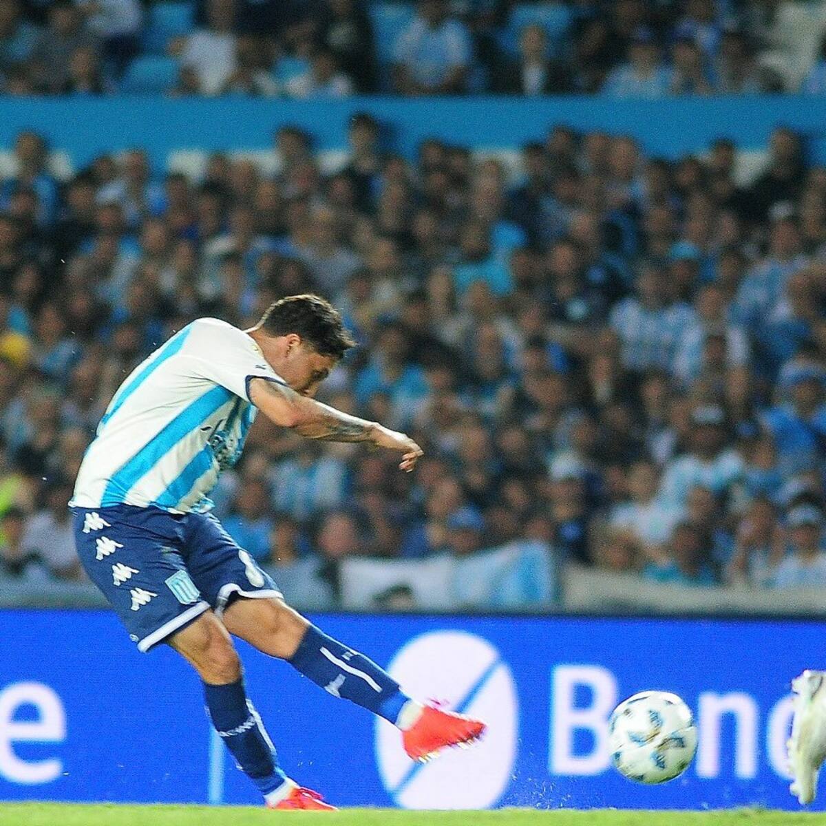 Juan Fernando Quintero no tiene gol feo: espectacular doblete ante Belgrano