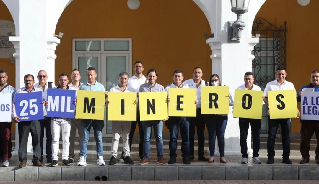 El Ministerio de Minas y Energía reveló que en Bolívar completó 4.220 nuevos mineros formalizados