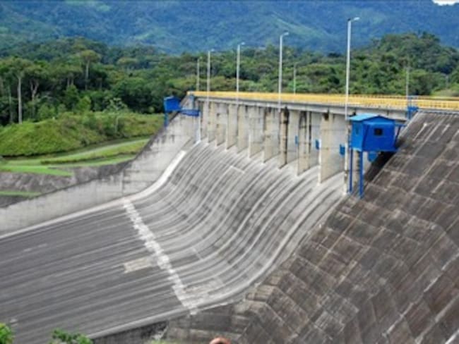 Hidroeléctrica colombiana busca ampliar proyecto bajo el rechazo indígena