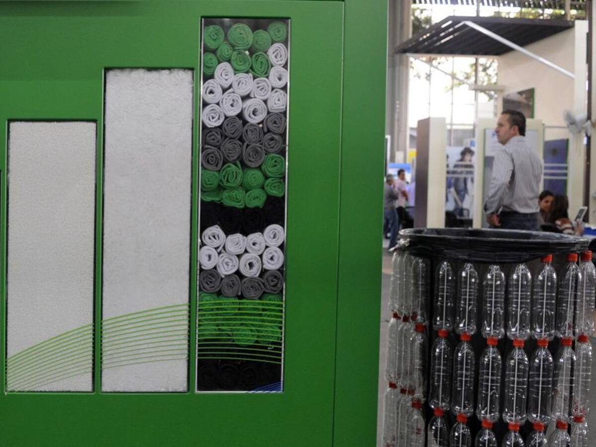 Gobernación del Valle prohíbe el plástico de un solo uso en el departamento