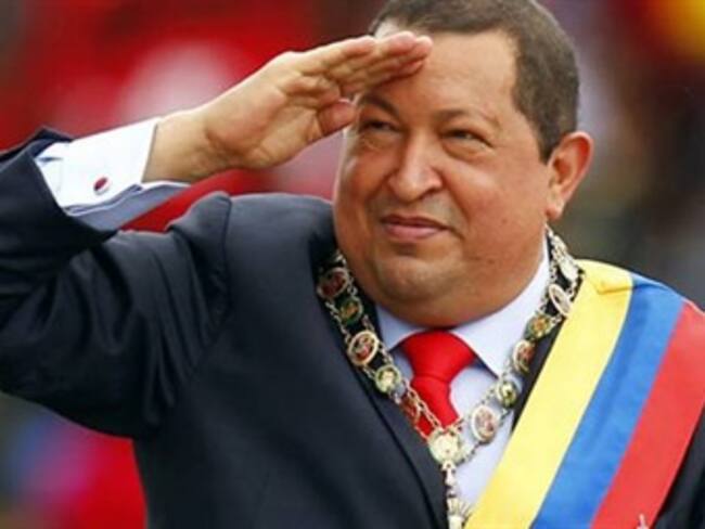 Oliver Stone llevará la vida de Hugo Chávez al cine