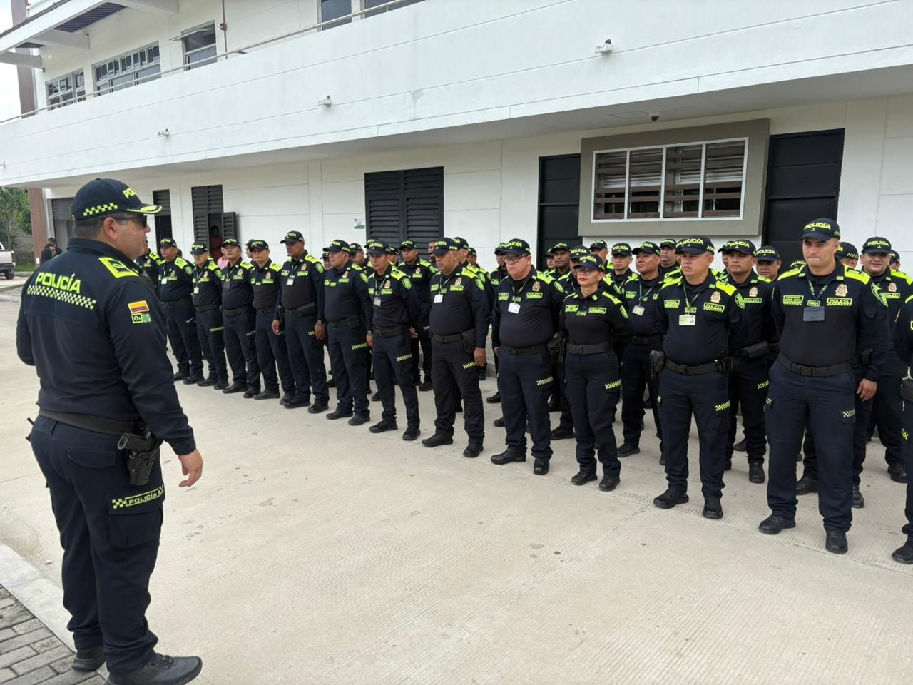 Más de 1200 policías garantizarán la seguridad en Santa Marta/ MESAN
