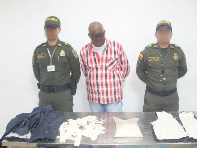 Capturan a hombre de avanzada edad con heroína en aeropuerto de Cartagena