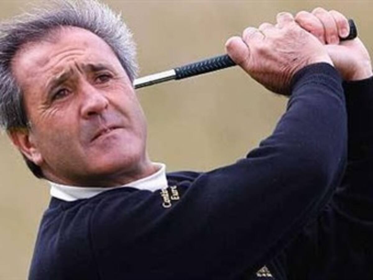 El ex campeón español de golf Severiano Ballesteros falleció a los 52 años de edad