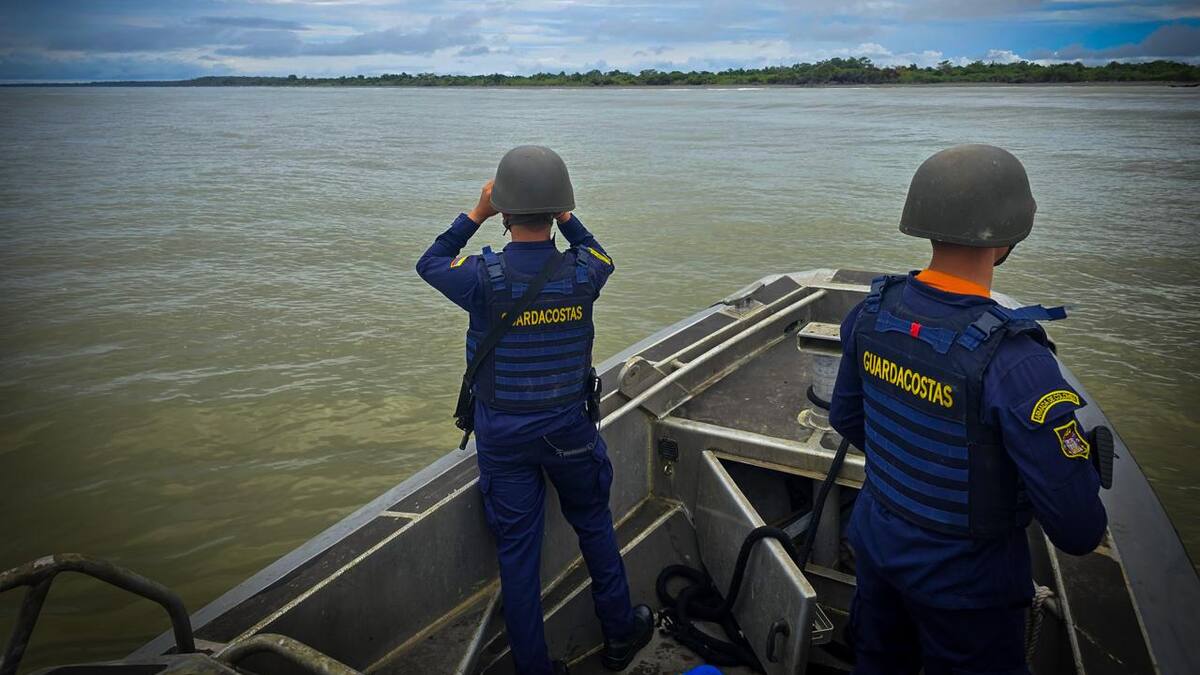 Llamado a la calma hace la Fuerza Naval del Pacífico frente alerta de tsunami