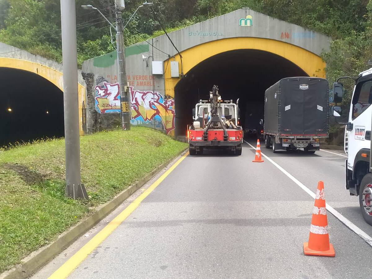 Hurtos de cable afectan movilidad y seguridad en túneles de la Autopista Medellín-Bogotá