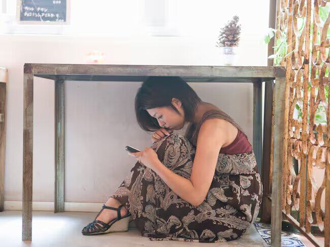 Qué pasa si se mete debajo de la mesa en Año Nuevo - Getty Images / Absodels