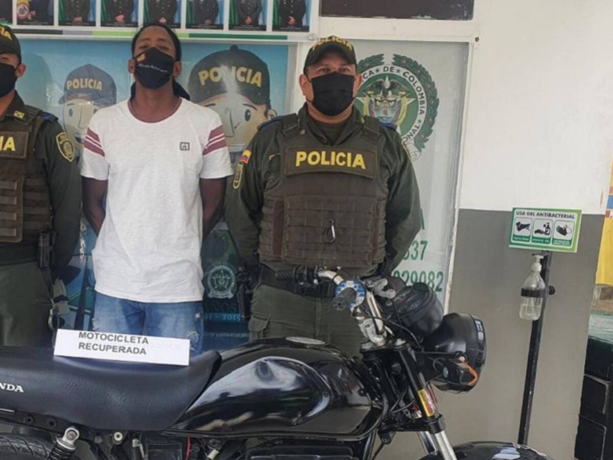 Capturados dos presuntos ladrones de motos en el sur de Cartagena