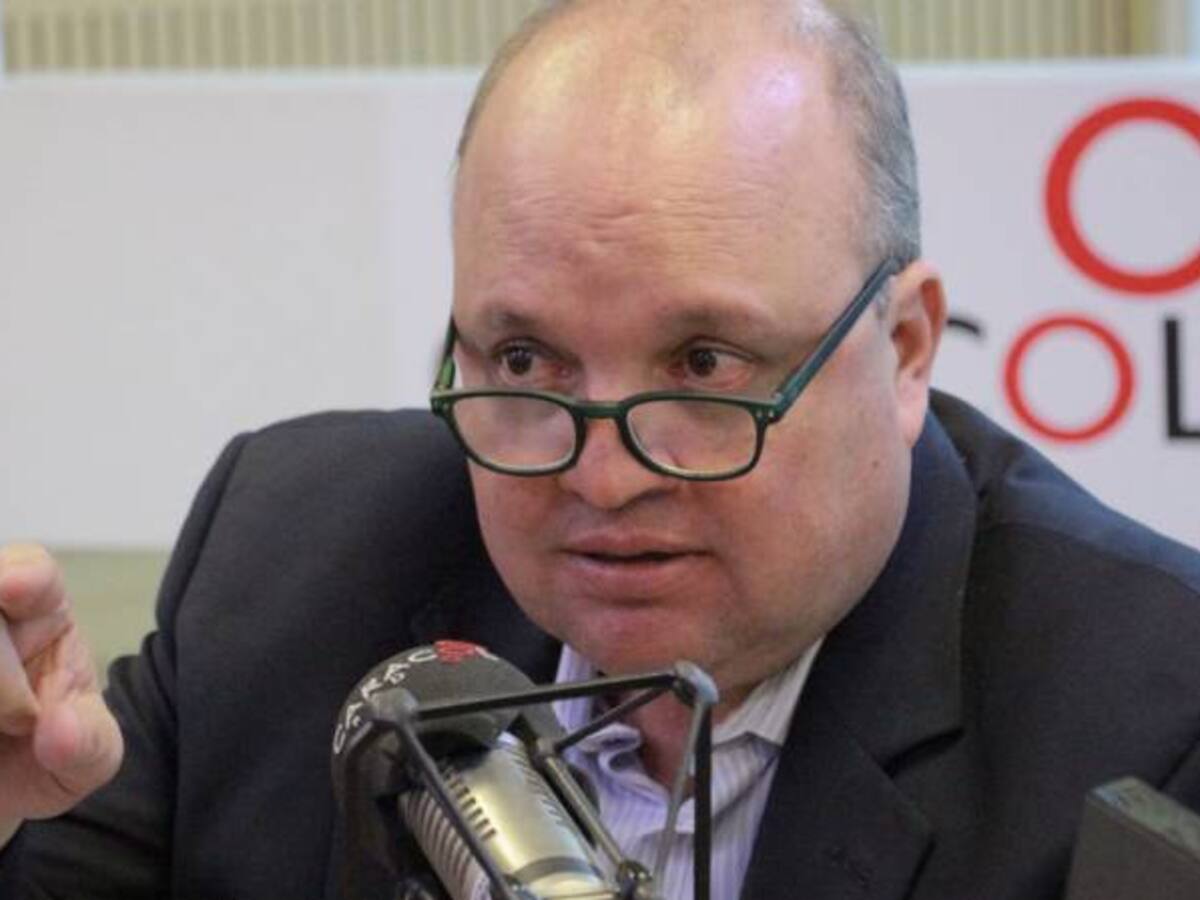 Santos fue contundente frente a la amenaza militar de Trump a Venezuela: Vélez