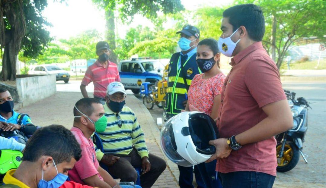 Educación Vial del DATT, hizo pedagogía de la normativa nacional en el primer Aula Móvil Salvavidas del año, instalado en la transversal 54