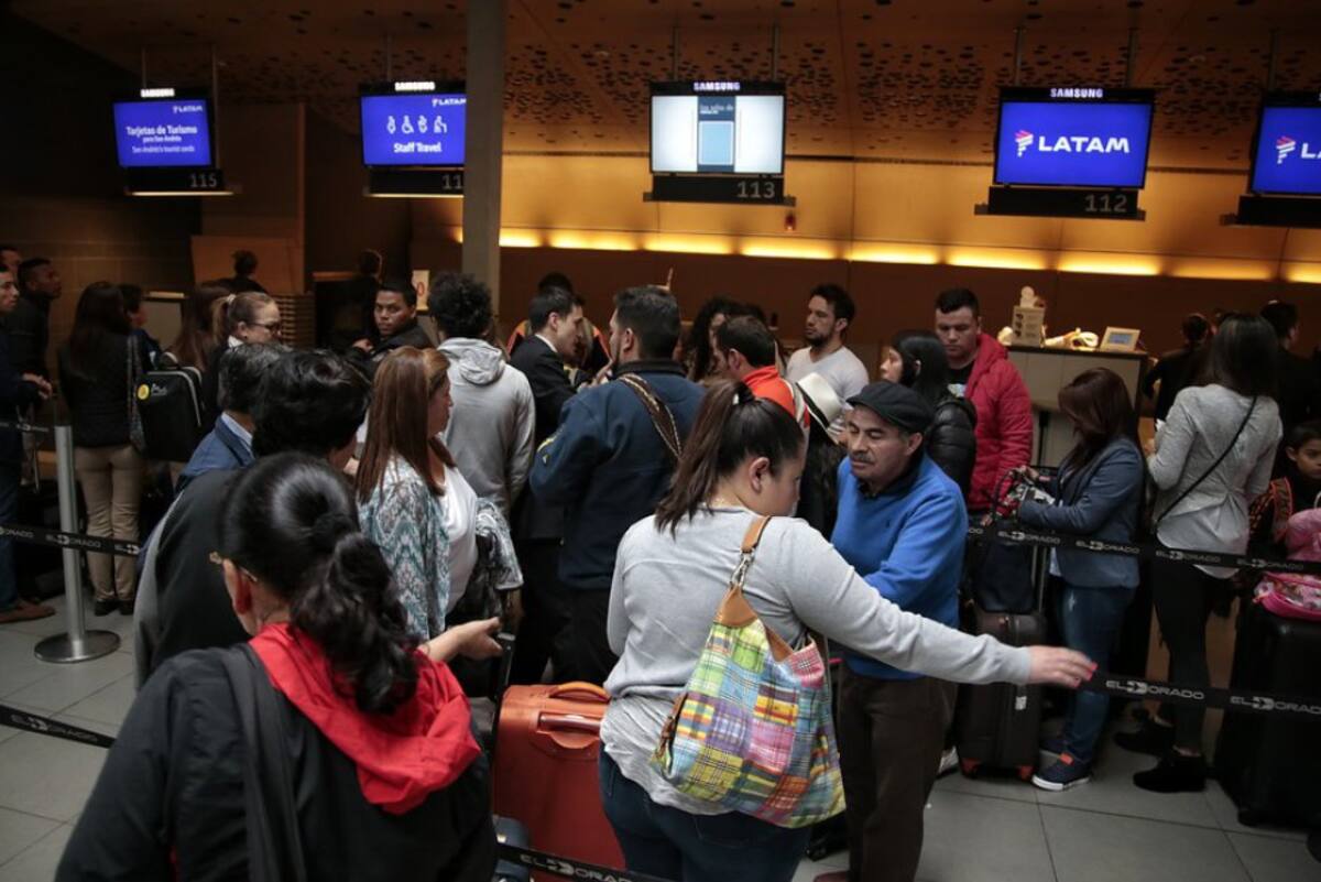 Manifestó que las condiciones meteorológicas que se registran en la ciudad de Bogotá afectan a todos los aeropuertos a nivel nacional.