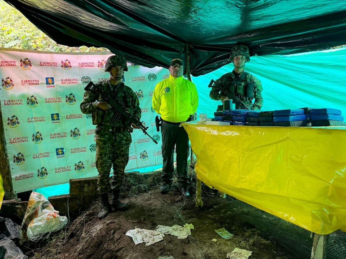 Las autoridades destruyeron otro laboratorio de cocaína en Barbosa, incautaron más de media tonelada