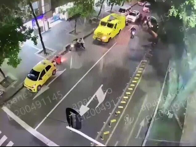 Intento de robo a carro de valores en Medellín- foto cortesía