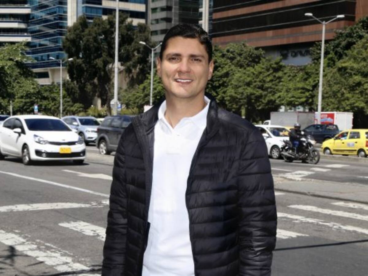 Al Oído | Aplazaron la elección del presidente del Concejo de Bogotá: Papo Amin a la delantera